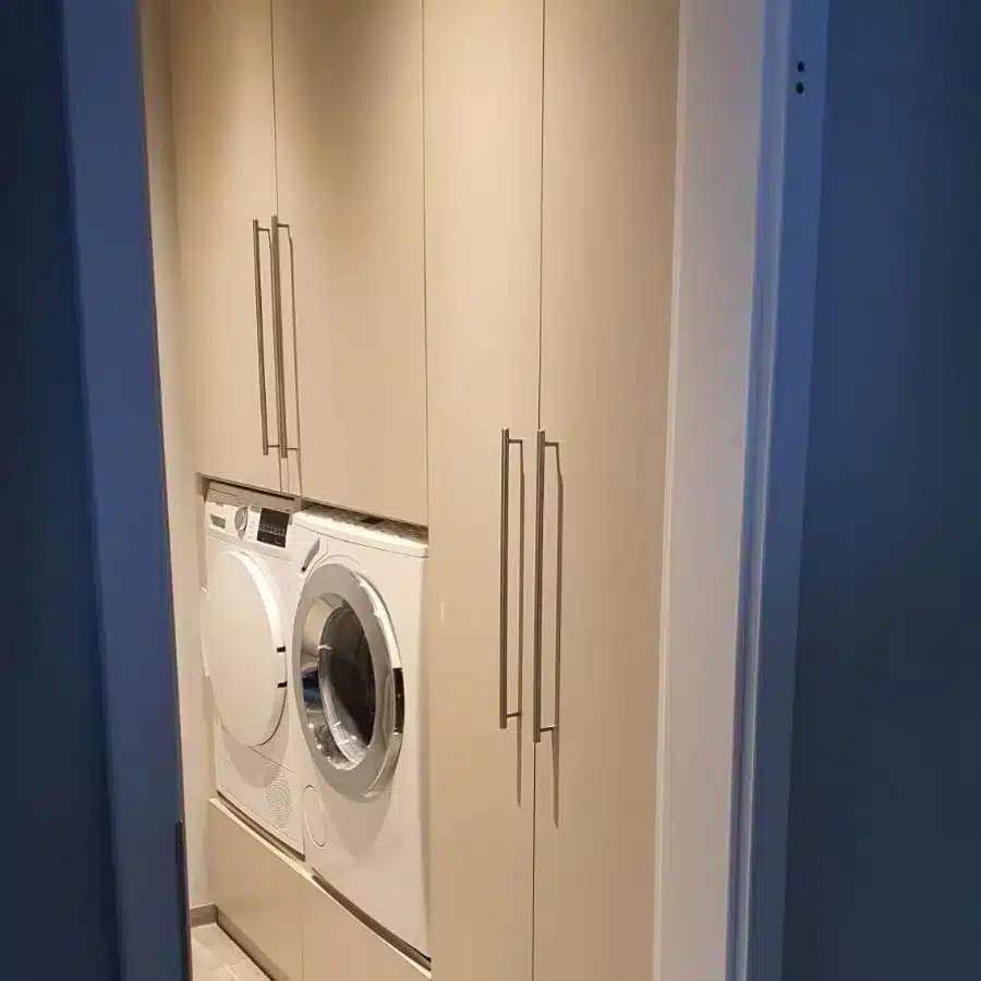 Maßgefertigter Badezimmerschrank